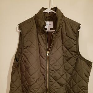 Lightweight Quilted Vest for Women